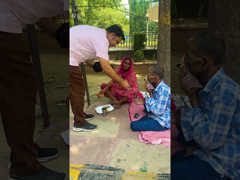 आँखो से दर्द झलक ही जाता है  🥹