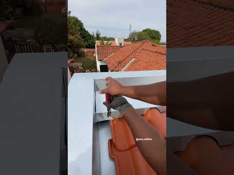 Instalação de rufo e pingadeira padrão! #shorts