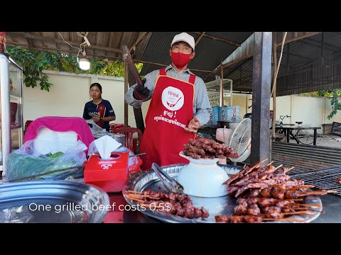 Khmer Noodle Eats at Prektamak ,Kandal Cambodia.