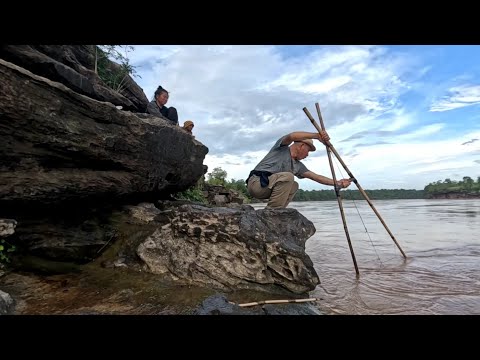 ຊາວບ້ານຕັກສ້ອນປາ//ชาวบ้านตักส้อนปลา Dong Una
