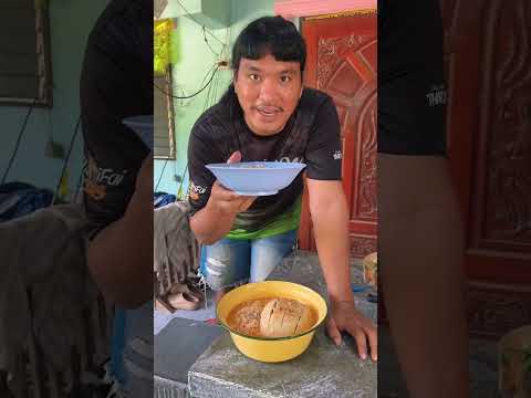 ลูกชิ้นยักษ์ต้มมาม่า | ถะโหล่โถ่ดาก