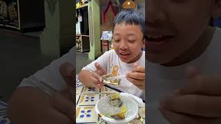 Not everyone likes oysters 🦪 #funny #funnyvideos #oysters #reaction