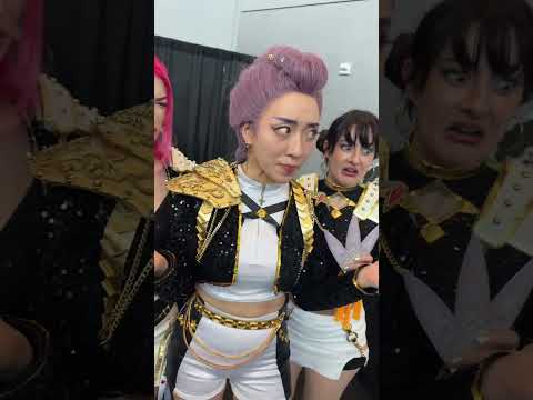 WHAT THE DAWG DOING??? || @fluffycos @StellaChuu @JuliaStunts @morganlefoy