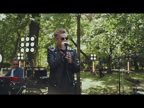 Benjamin Biolay - Les joues roses (images volées - balances au Jardin d’acclimatation, Paris)