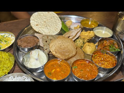 Unlimited Gujarati Thali Of Vadodara | Indian Yummy Food | Indian Street Food