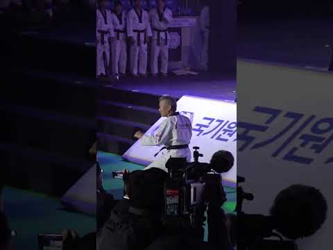 태권도 9단 격파 ㄷㄷ