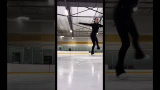 New skates!! #figureskating #iceskate #iceskating #newskates #edeaskates #iceskater #figureskater