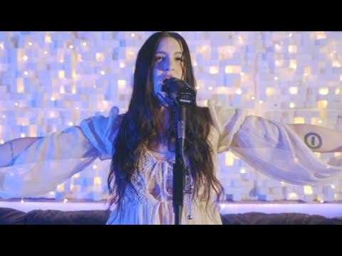 Jessie Frye - Secret Heart (Studio Performance)