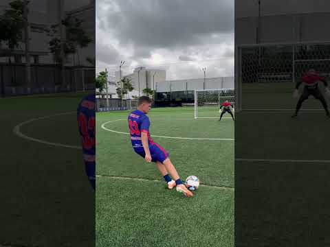EU vs MINHA NAMORADA NO GOLEIRO PROFISSIONAL
