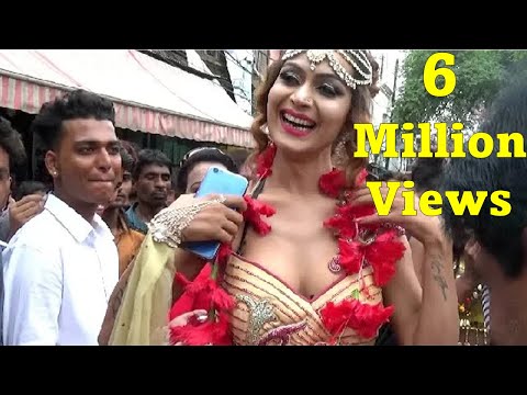 ये है भारत की सबसे खूबसूरत हिजड़ा / किन्नर Most Beautiful Hijra Kinner In India भुजरिया मेला भोपाल