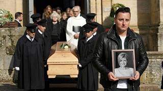 Große Trauer um Carmen Nebel – VOR 5 MINUTEN: Andreas Gabalier bestätigte die traurige Nachricht