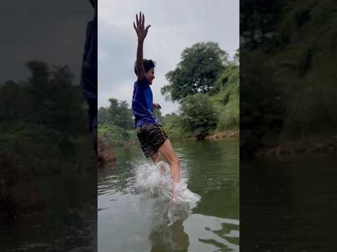 മുതലയുടെ🐊 മുന്നില്‍ പെട്ടപ്പോള്‍😱