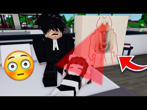 SEVGİLİLERİ GİZLİCE İZLEDİM 😱| ROBLOX BROOKHAVEN RP 🏡