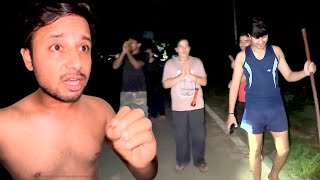रात में 12 बजे घर में चोर घुस गये 😳 पूरे गांव की हालत ख़राब 