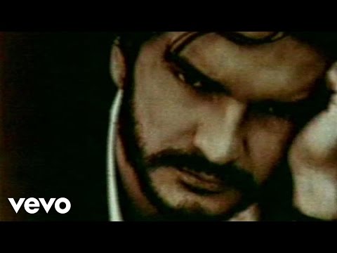 Ricardo Arjona - Aquí Estoy (Video)