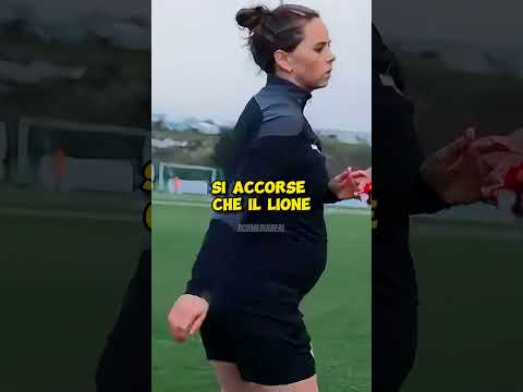 Cosa succede quando una calciatrice rimane incinta? #shorts