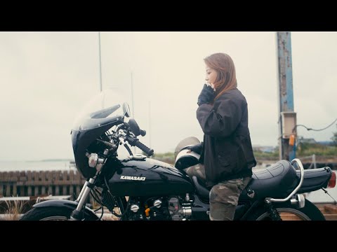 【Full version】Beautiful Kawasaki woman / 女性が乗るZ1の直管サウンド