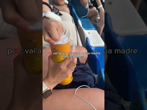Vai ad un concerto con tua Madre e lei ti Stupisce così