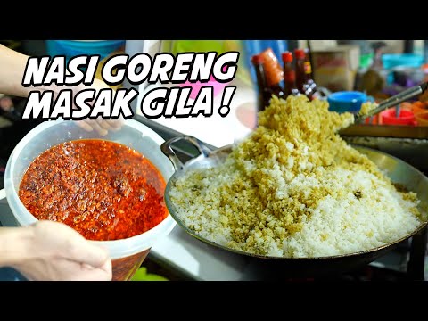 MIRIP NASI GILA CUMAN DI GORENG MENGGUNUNG BEGINI DI JAKARTA!