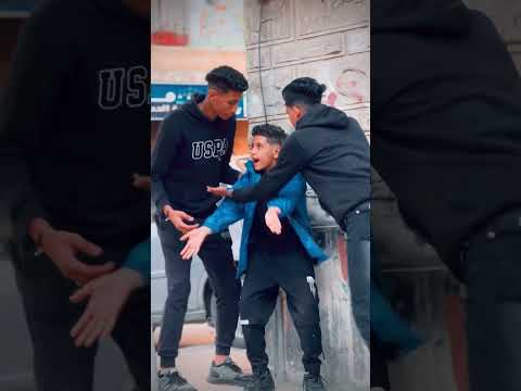 واقف على الموقف وبكلبي انا اجي اخد الترند ده 🦮🤍😜 #اكسبلورفولو #dancer #dance