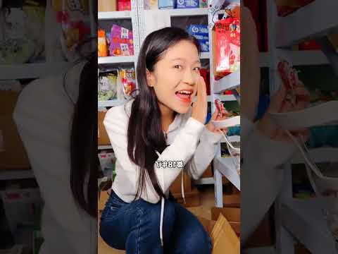 Đang ăn lén gặp ngay chủ quán đang ăn cùng và cái kết