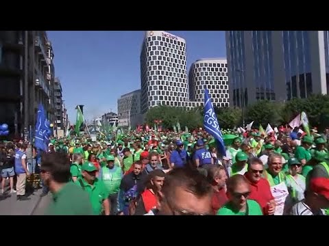 YouTube video thumbnail: Flights Cancelled in Brussels' Airports Amid General Strikes Over Government Plan to Reform Pensions
