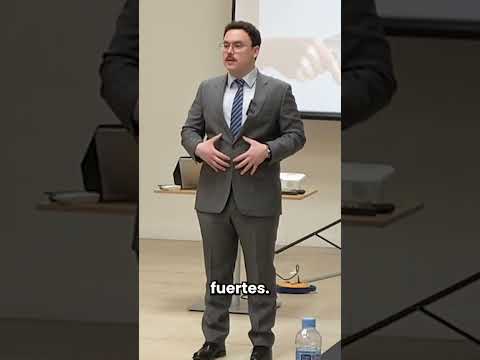 Nunca hagas este gesto al hablar en público #shorts