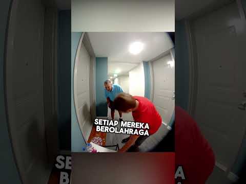 Sepasang lansia yang rajin berolahraga
