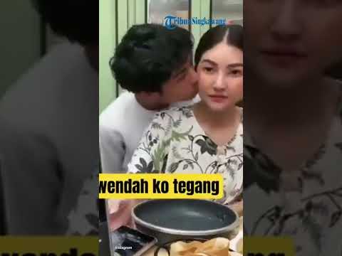 Ciuman Betrand Peto ke Sarwendah yang Kembali Disorot, Netizen: Nggak Wajar!