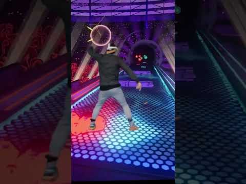 BOOGIE DOWN IN VR 🕺🔥 #dancedash #vr #feetsaber