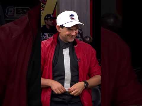 HOW IS HE DOING THIS?! XAVIER MORTIMER TURNS TAPE INTO A TIE! 👔