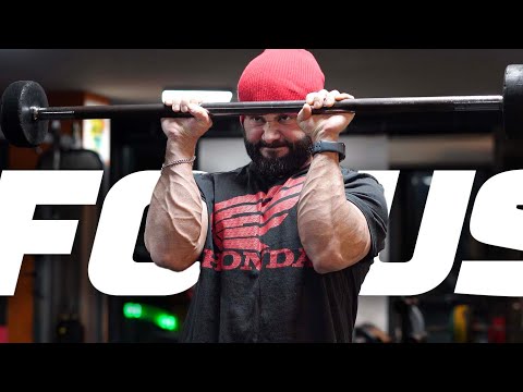 STEP OUT OF YOUR COMFORT ZONE - Biceps Workout || Arm day at the gym