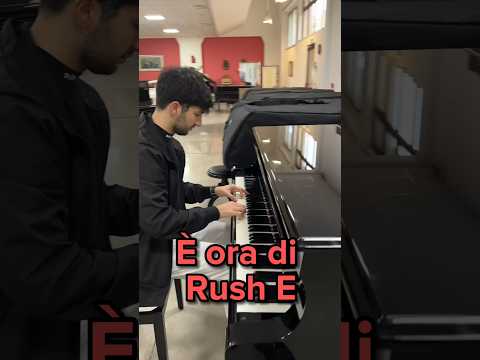 Mi sono finto un principiante in un negozio di strumenti musicali #piano #test #prank
