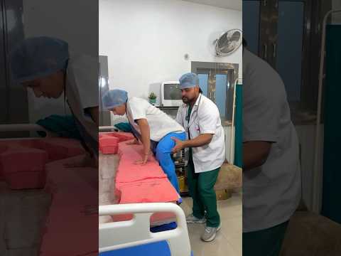 डॉक्टर का चल रहा था लड़की के साथ चक्कर ?! #shorts #viral #doctor