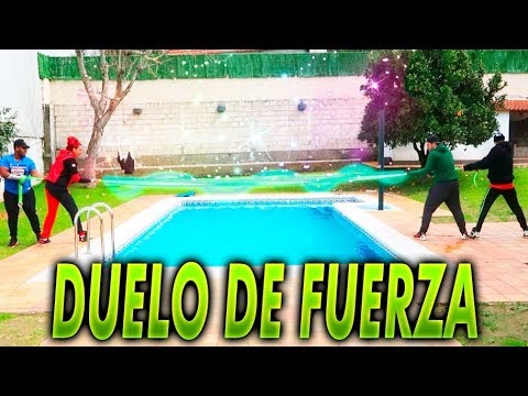 QUIEN TIENE MAS FUERZA??? ACABARA EN LA PISCINA?? DUELO DE CABALLEROS