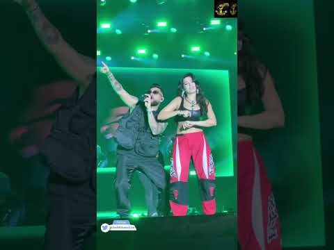 Nora Fatehi Dance With Punjabi Singer Karan Aujla In Delhi Satage Program #norafatehi #karanaujla