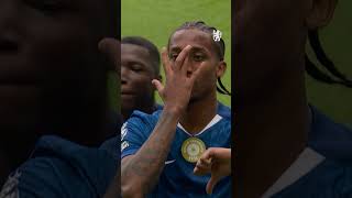 Joao Pedro heads it home!⚽️