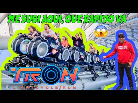 [4K] TRON LIGHTCYCLE RUN AT DISNEY MAGIC KINGDOM 😍🥰 #isidroaventuras