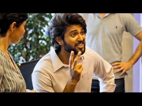 विजय देवरकोंडा अपने ऑफिस वालो को दो बड़ी खुशखबरी सुनाता है जिसे सुन सब काफी खुश हो जाते है