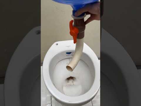 Adeus Caixa de Descarga! Veja o que um Galão de 20L faz no seu Banheiro! #banheiro #Descarga #truque