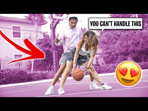 PLAYING RANDOM CUTE GIRLS IN A 1V1 FOR THEIR NUMBER! 😍🏀