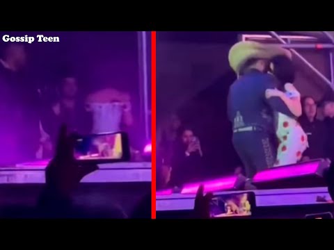 Ángela Deja El Escenario Para Irse A Besar Con Nodal Y Así Reacciona Leonardo #angelaaguilar