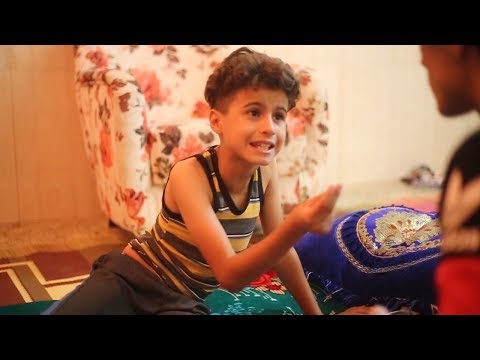 دخل لبيت حرامي ! اني ابد مااخاف ههههه