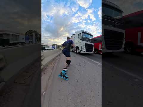 um buraco que atravessa tudo 😱