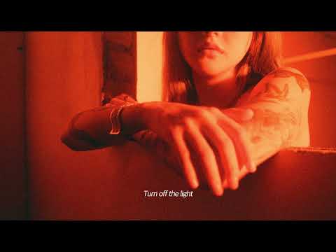 OoOo(오넷) - FETISH (feat. Jimmy Brown) (Official Lyric Video)