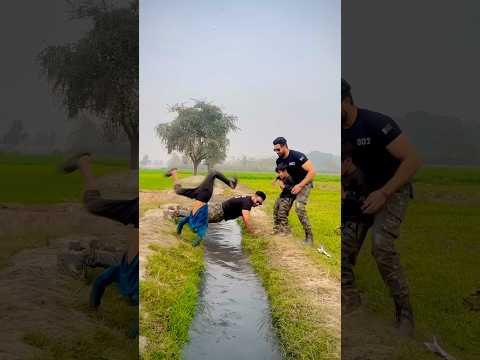 GIR GAYA❤️#army #pakcommando #ssgcommandofamily #ssgcommando #pathan007 #commando007 #pakarmy #ssg