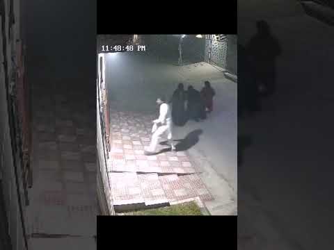 Bell Baja Kar Bhaag Gye | Cctv