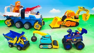 Paw Patrol competes on monster trucks. The alien destroys the road, but Rubble & Crew repair it.