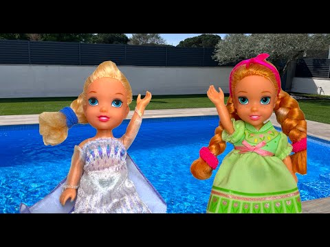 Elsa and Anna toddlers pool videos