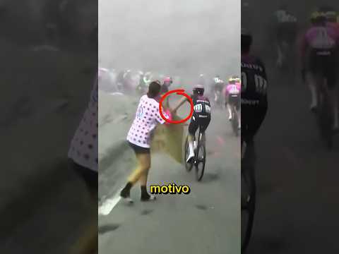 Ele quebrou a placa DELA! #curiosidades #ciclismo